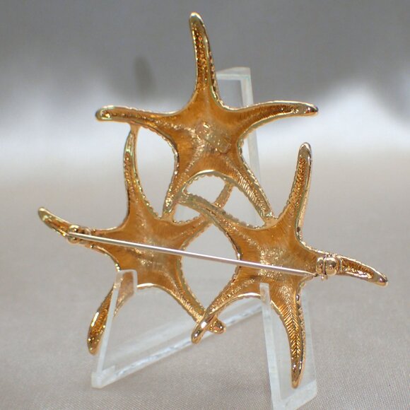 Sun-Kissed Starfish Monet Brooch - Picture 6 of 6